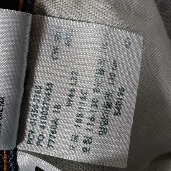 Levi's 550 Medium Blue Wash Jeans Size 46 x 32 Relaxed Straight - Picture 7 of 8